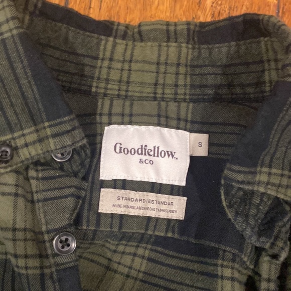 Target Goodfellow green flannel long sleeve shirt - Picture 2 of 2